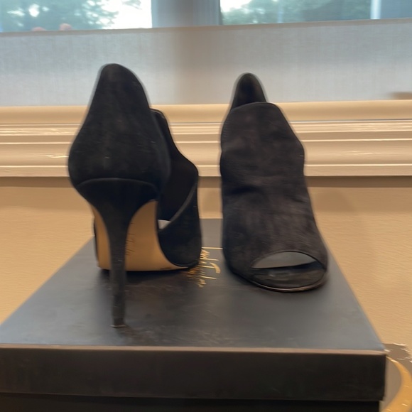 Lord & Taylor black suede, peep toe, cut out, high heel Shoes - Picture 2 of 5